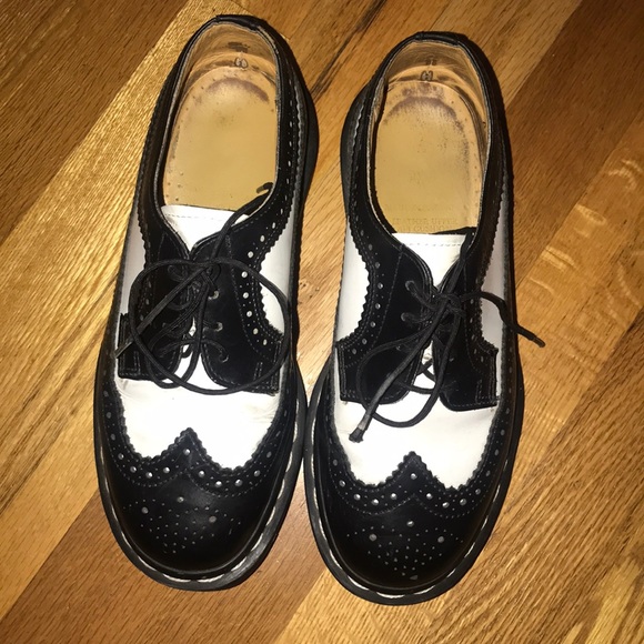 doc marten saddle shoes